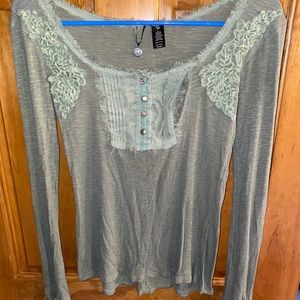 BKE gorgeous olive waffle long sleeve top M